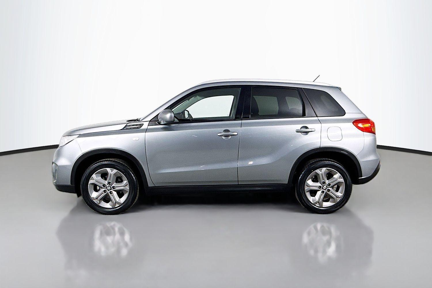 2017 Suzuki Vitara RT-S in Grey