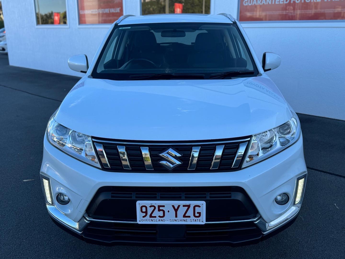 2019 Suzuki Vitara Base in White