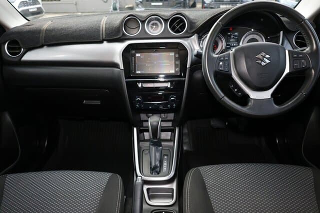 2021 Suzuki Vitara Base in Other