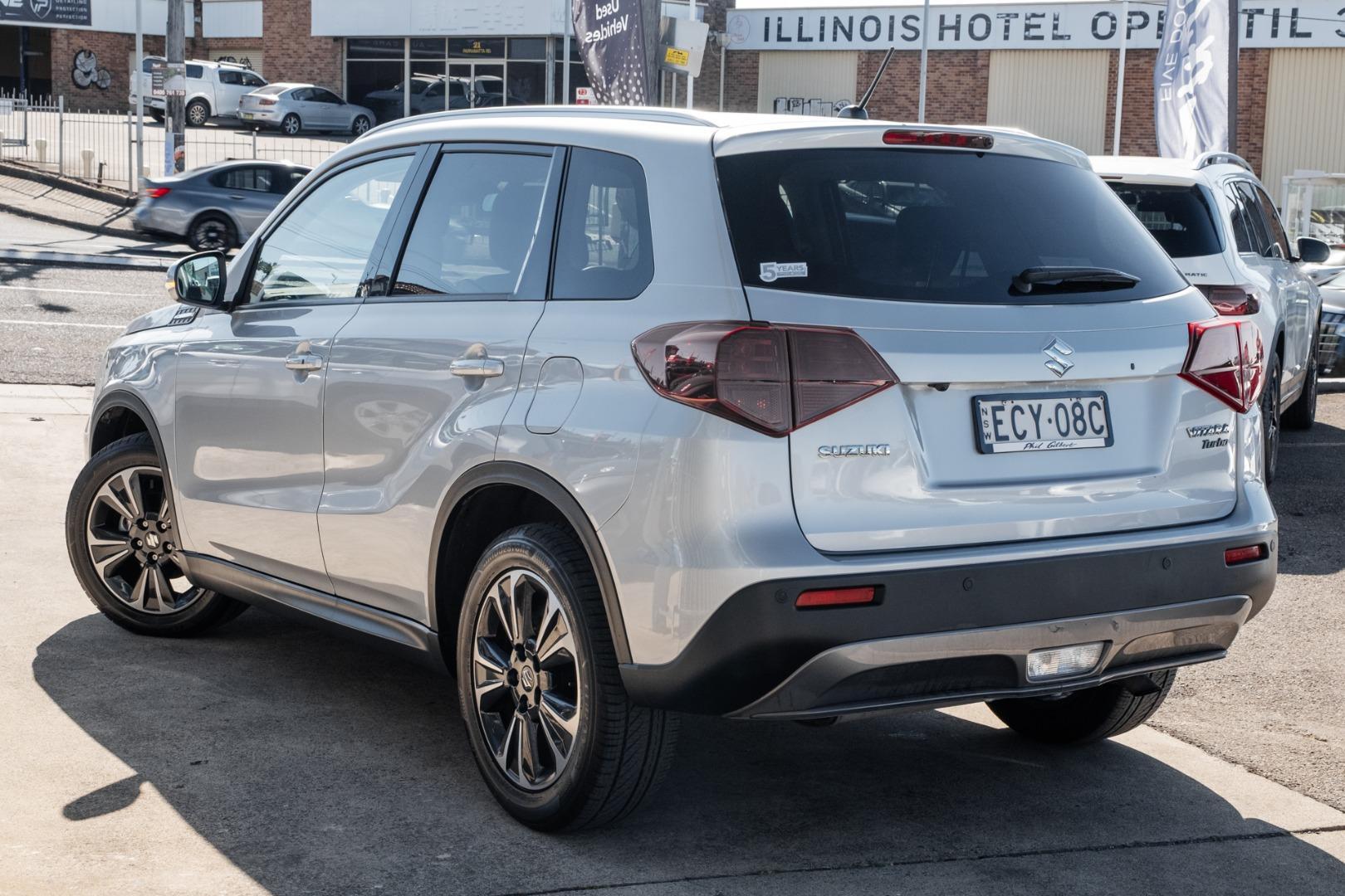2019 Suzuki Vitara Turbo in Silver