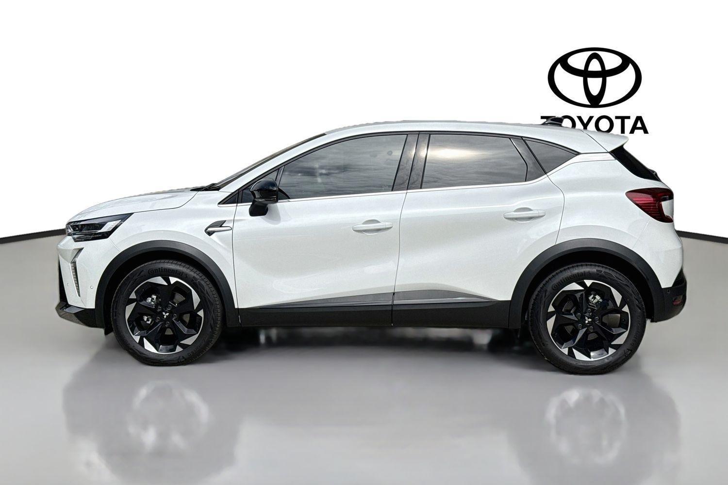 2025 Mitsubishi ASX Aspire in White