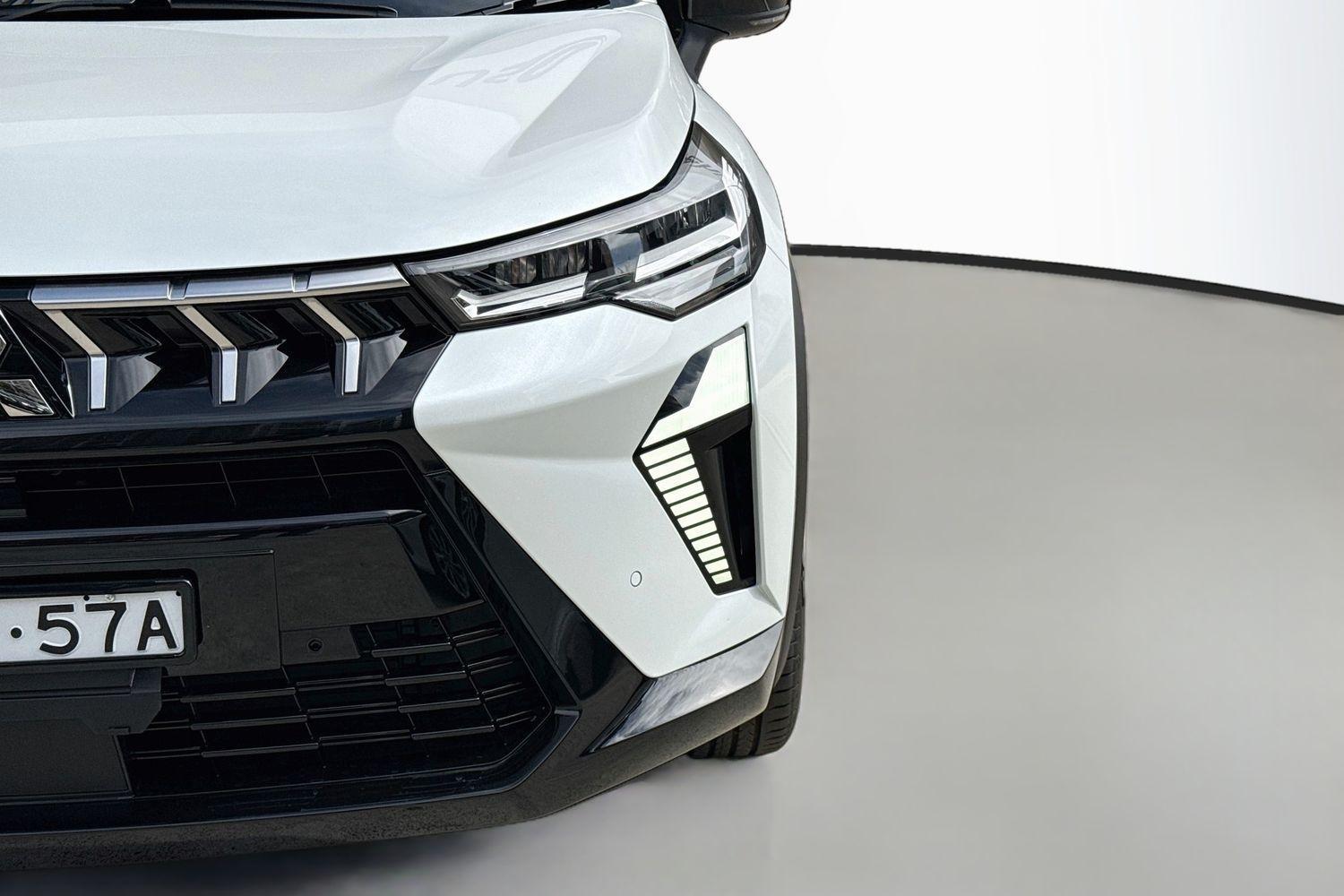 2025 Mitsubishi ASX Aspire in White
