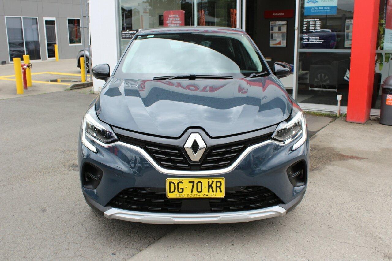 2023 Renault Captur Life in Blue