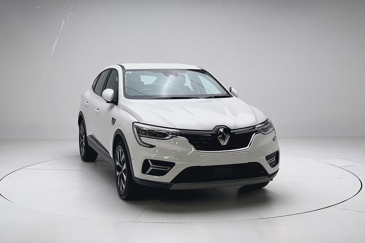 2022 Renault Arkana Zen in Other