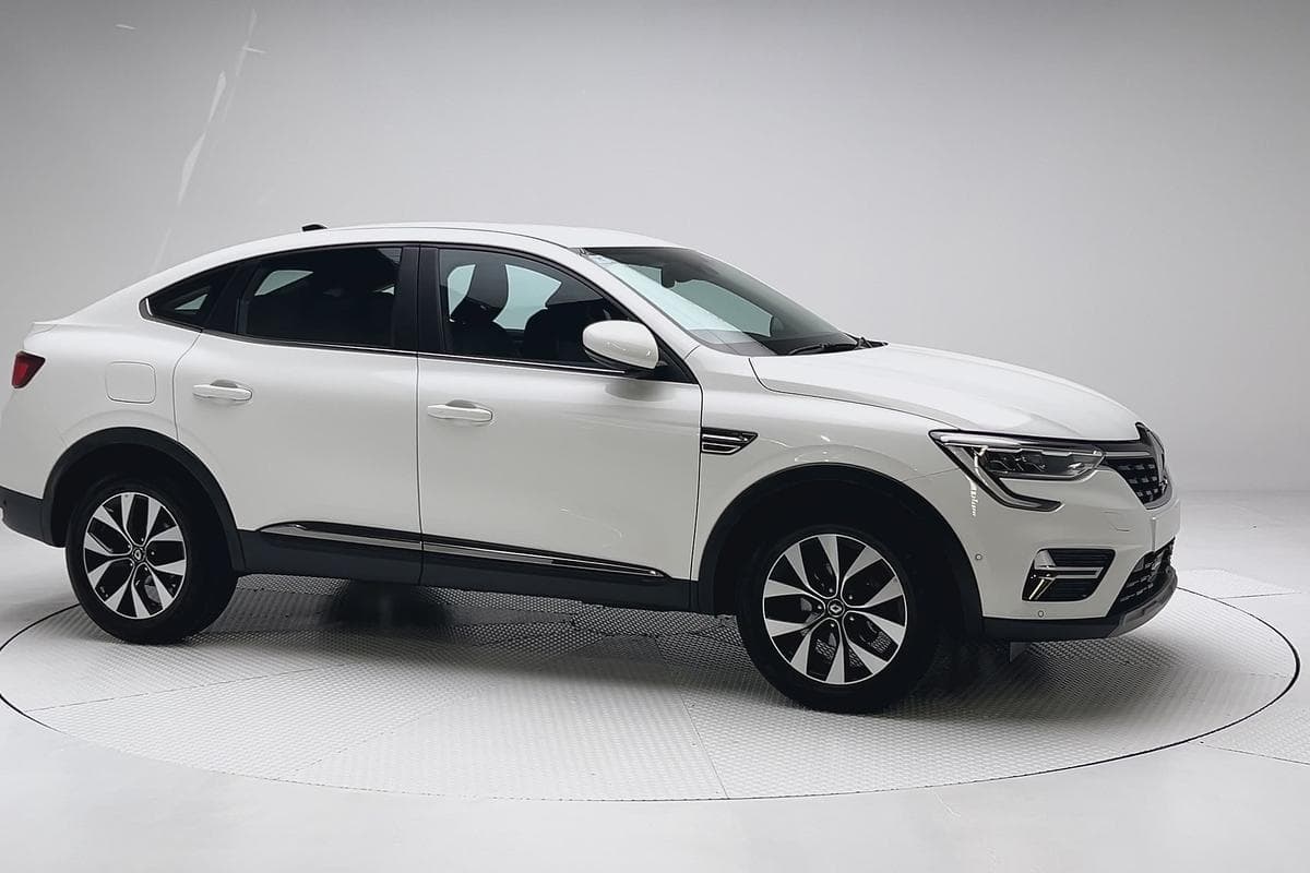 2022 Renault Arkana Zen in Other