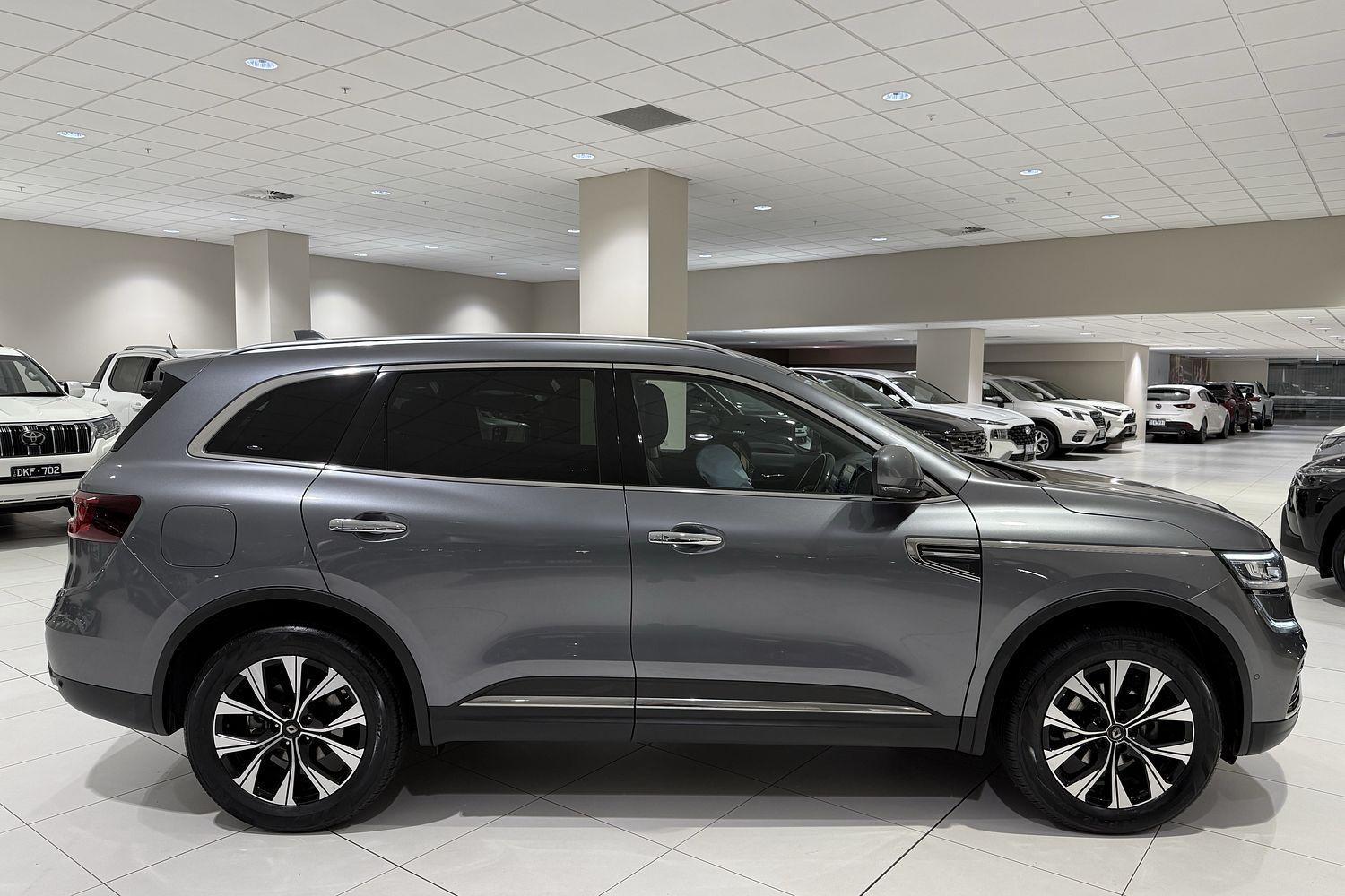 2023 Renault Koleos Life in Grey