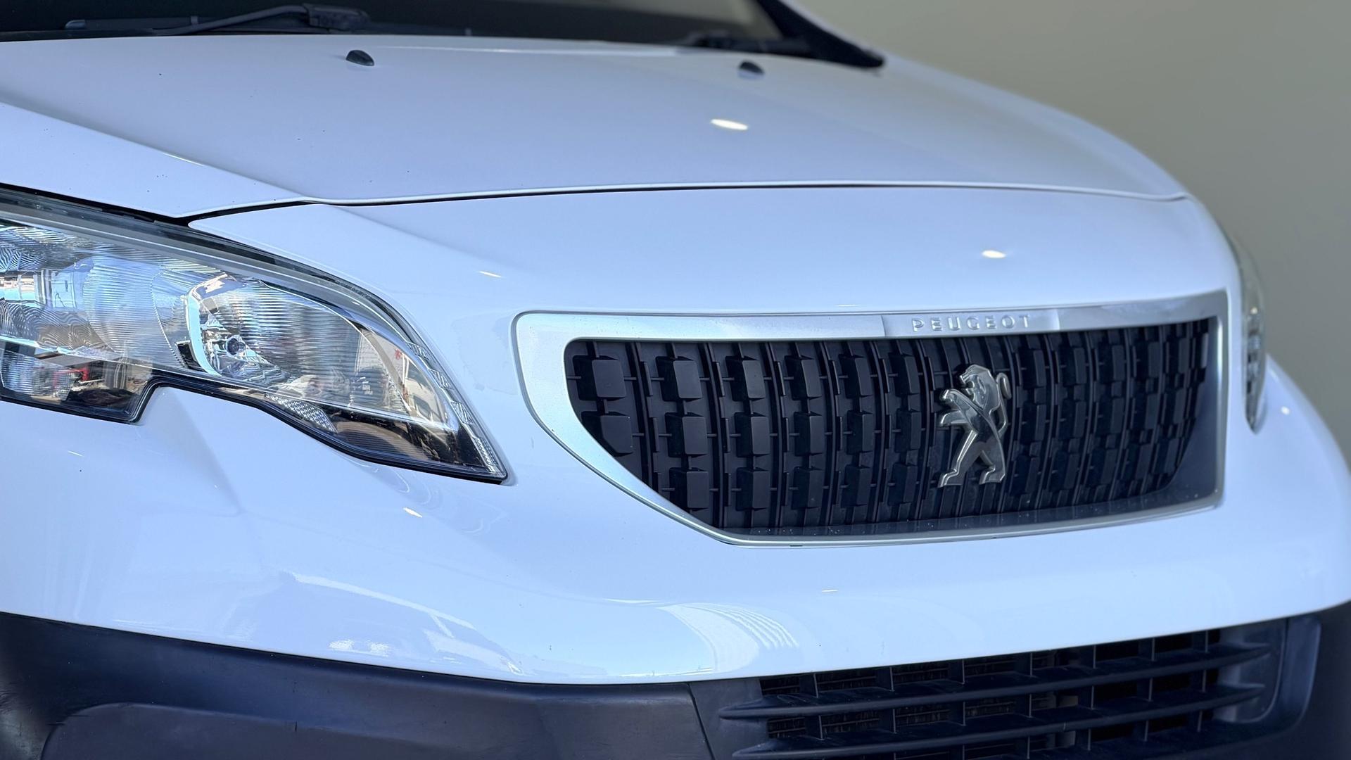 2020 Peugeot Expert 150 HDI in Other