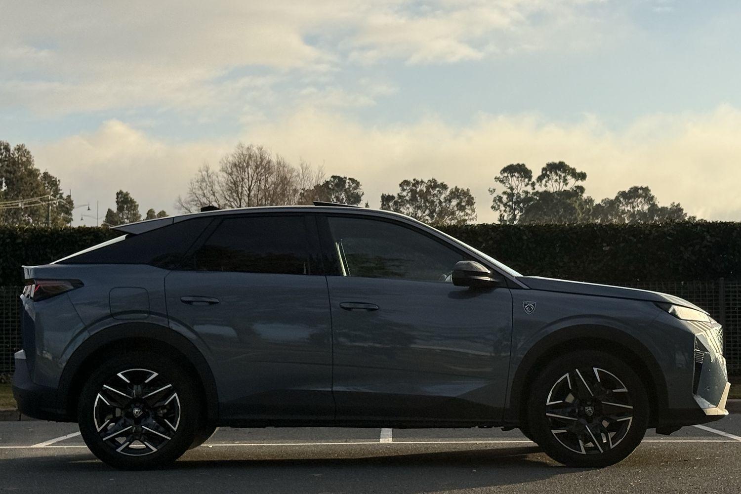 2024 Peugeot 3008 GT Premium Hybrid in Other