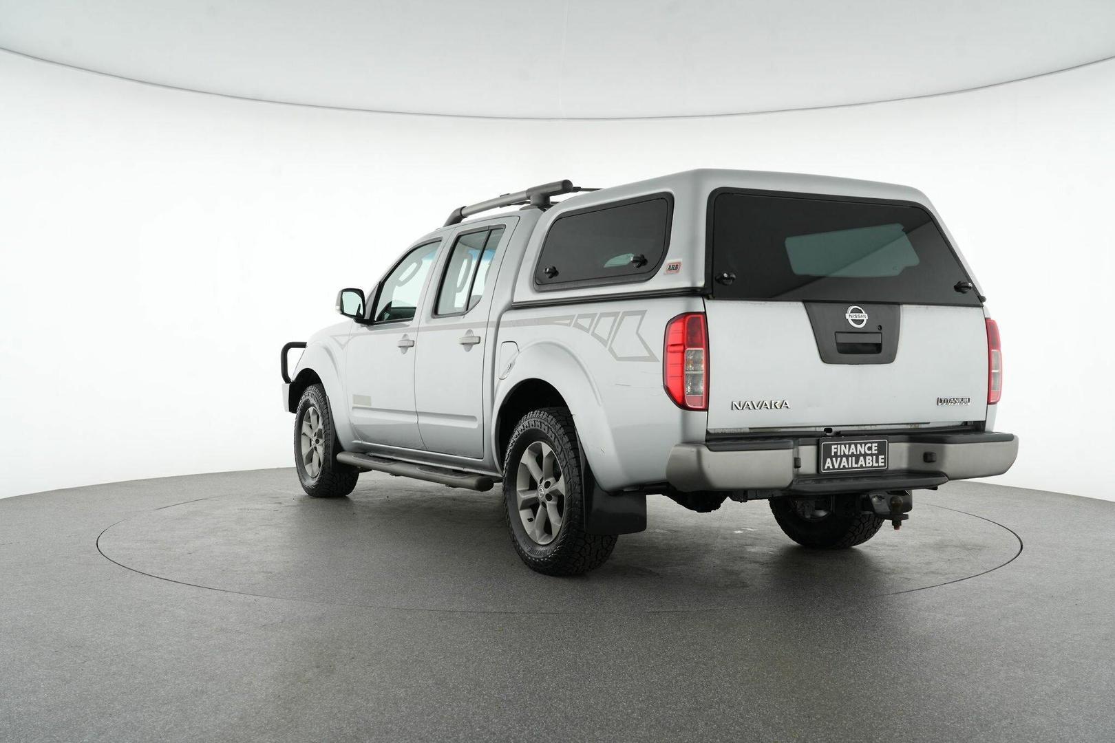 2009 Nissan Navara ST-X in Silver