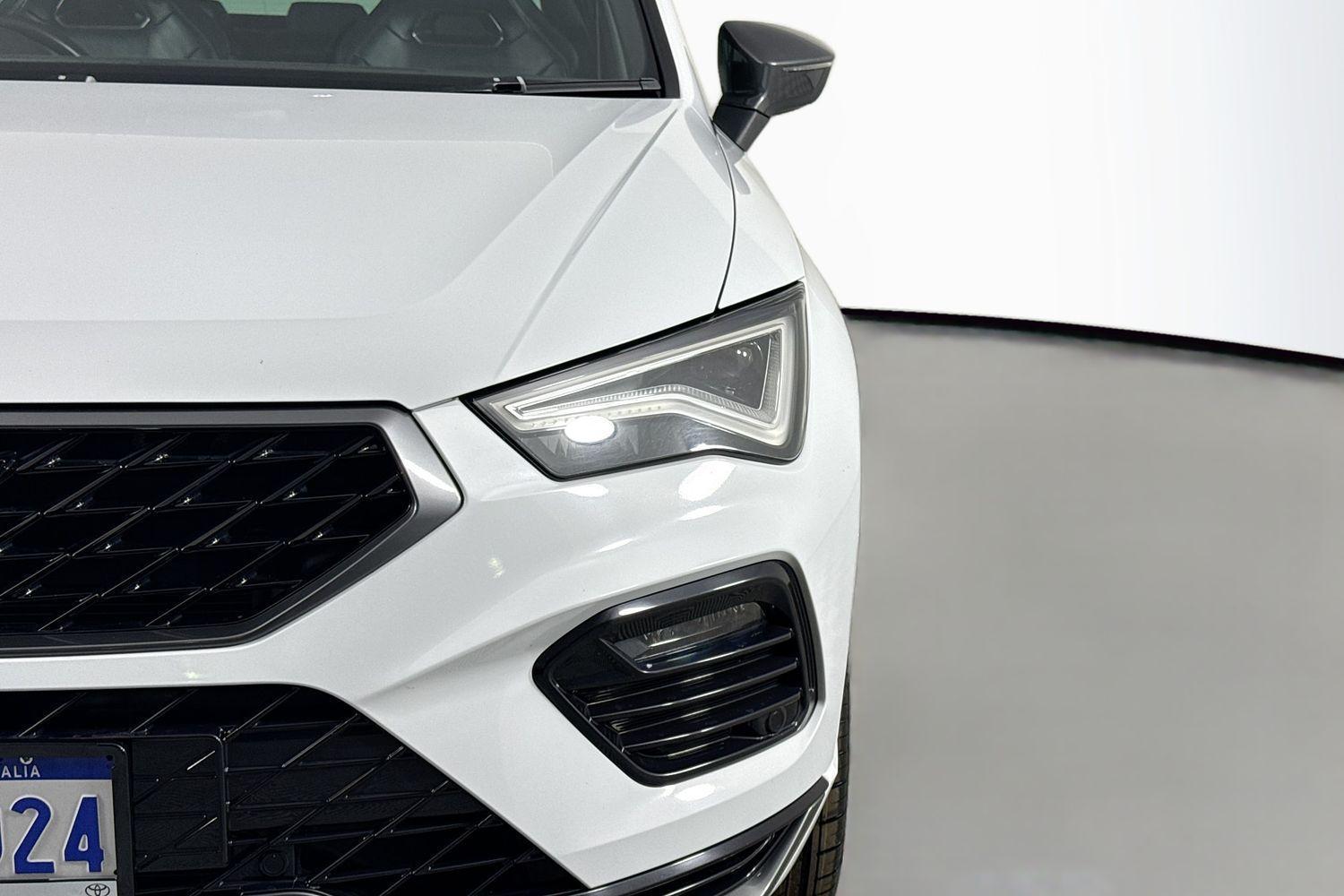2023 CUPRA Ateca VZx in White