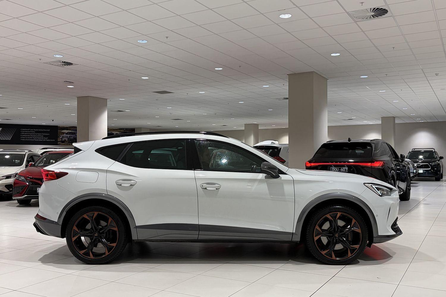 2024 CUPRA Formentor VZx in White