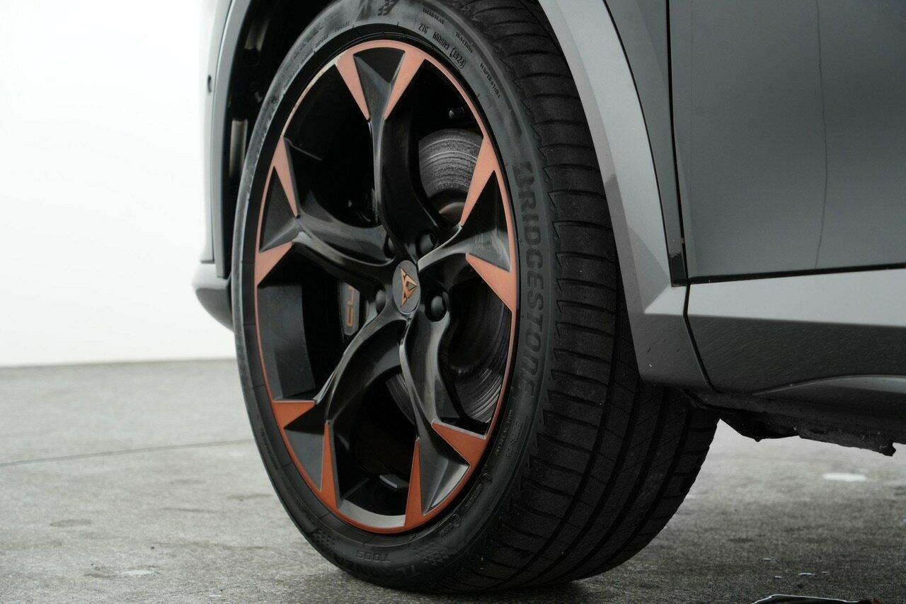 2024 CUPRA Formentor VZx in Black