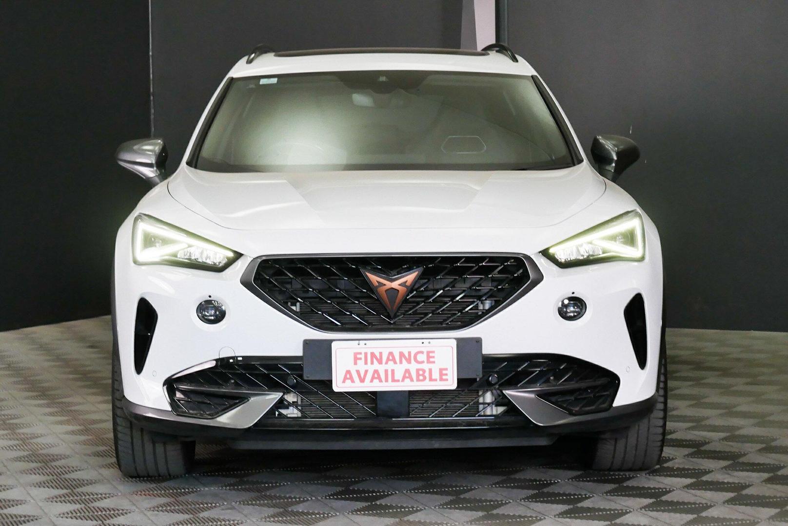 2023 CUPRA Formentor VZe in White