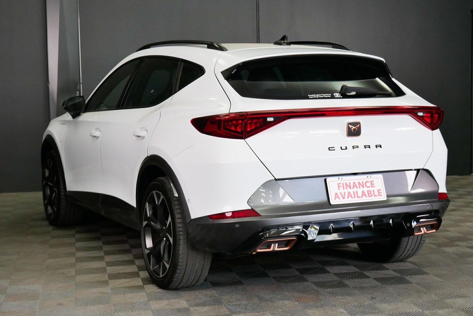 2023 CUPRA Formentor VZe in White