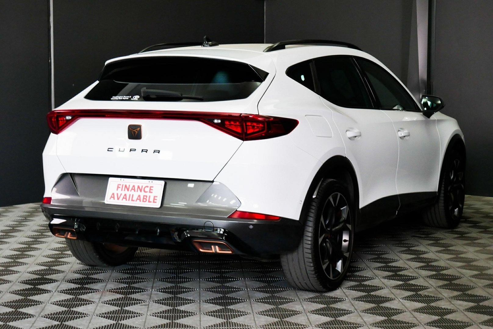 2023 CUPRA Formentor VZe in White