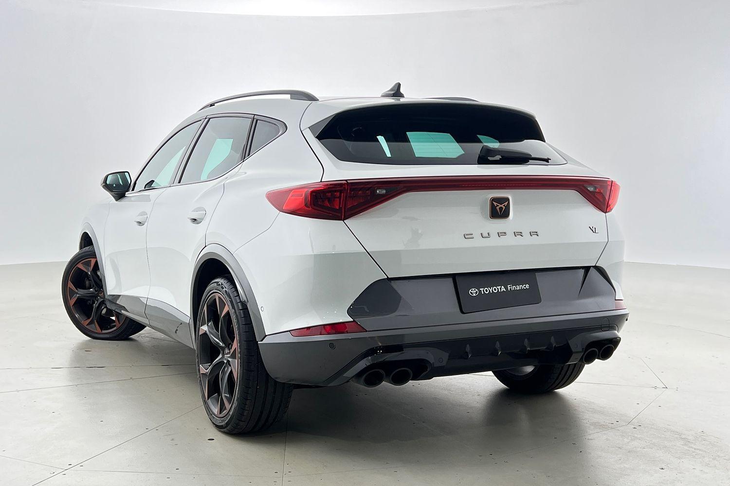 2024 CUPRA Formentor VZx in White