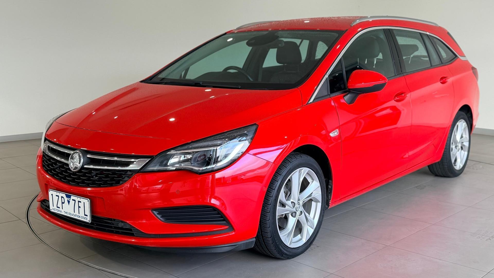 2017 Holden Astra RS-V in Red