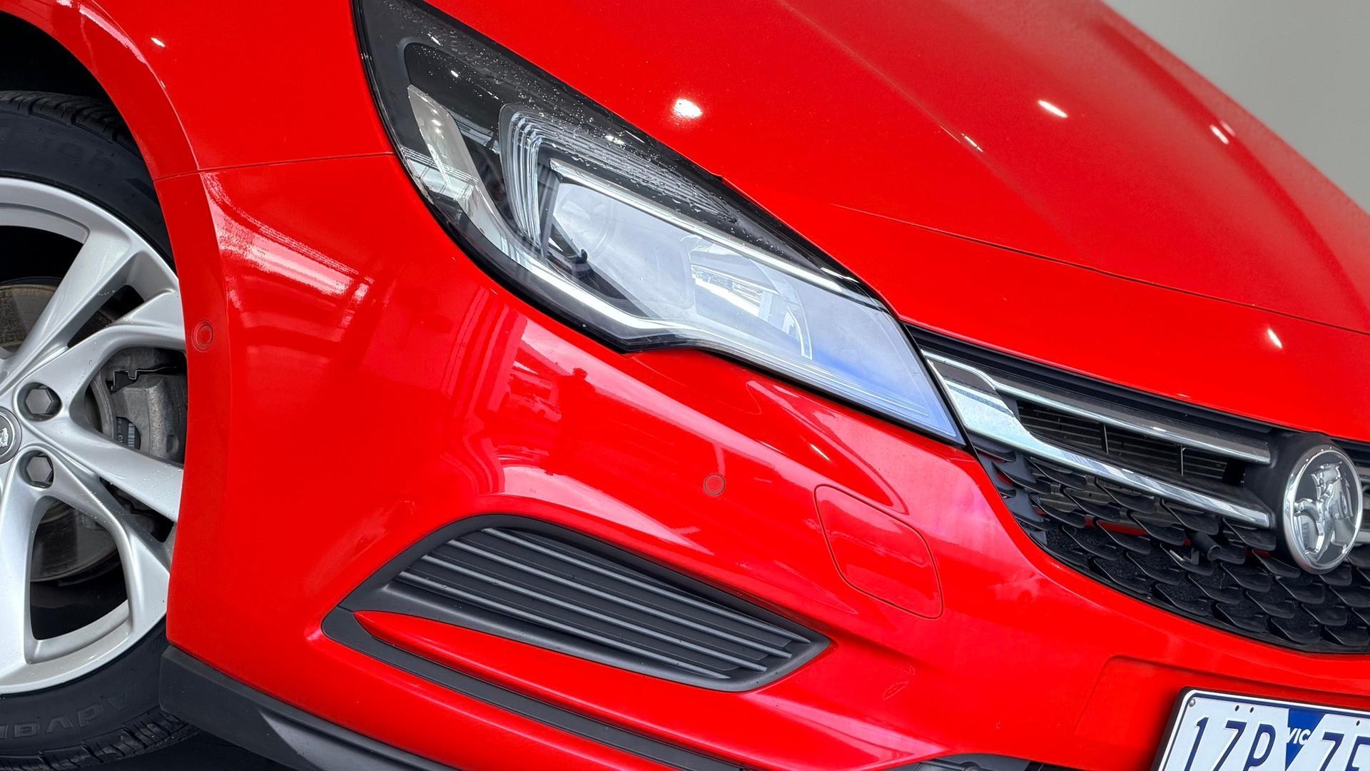 2017 Holden Astra RS-V in Red
