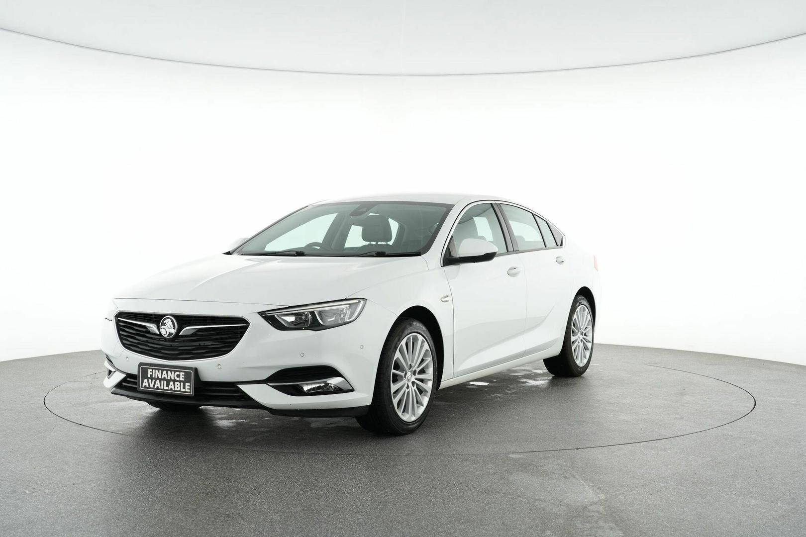 2018 Holden Calais Base in White