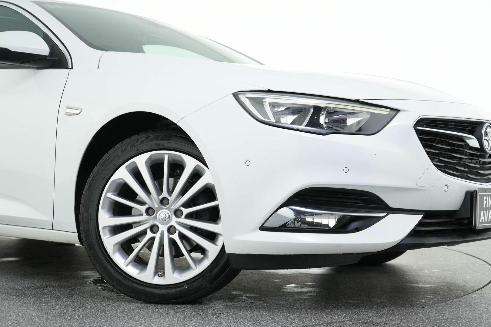 2018 Holden Calais Base in White