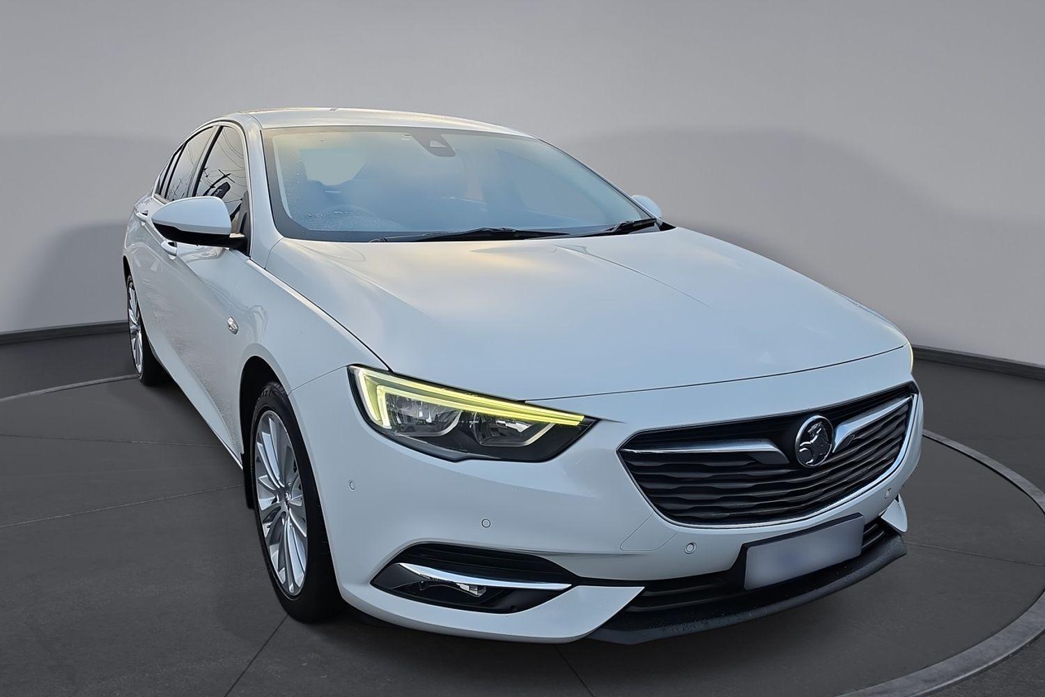 2018 Holden Calais Base in White