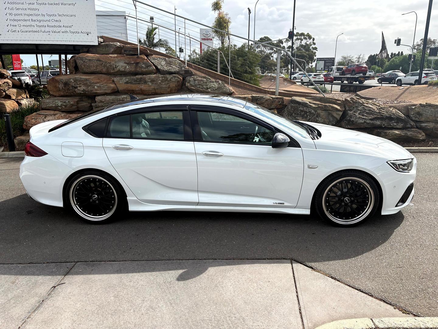 2018 Holden Commodore VXR in White