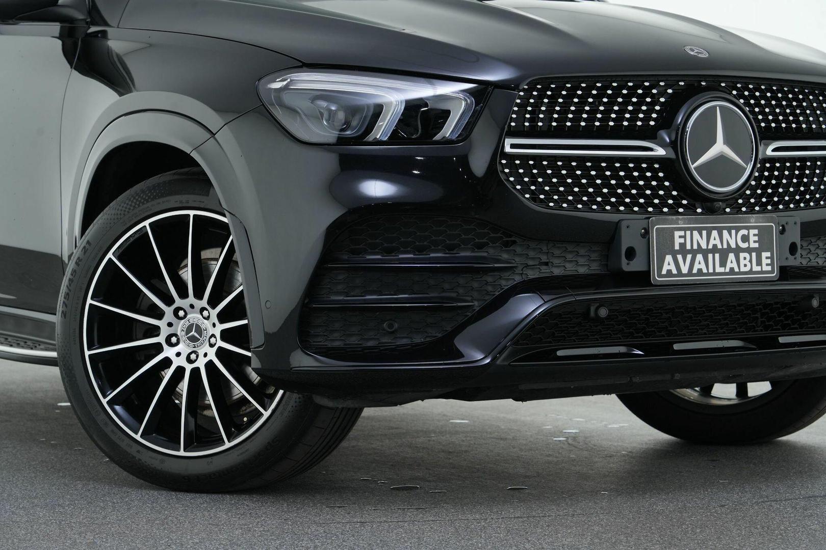 2022 Mercedes-Benz GLE-Class GLE400 d in Black