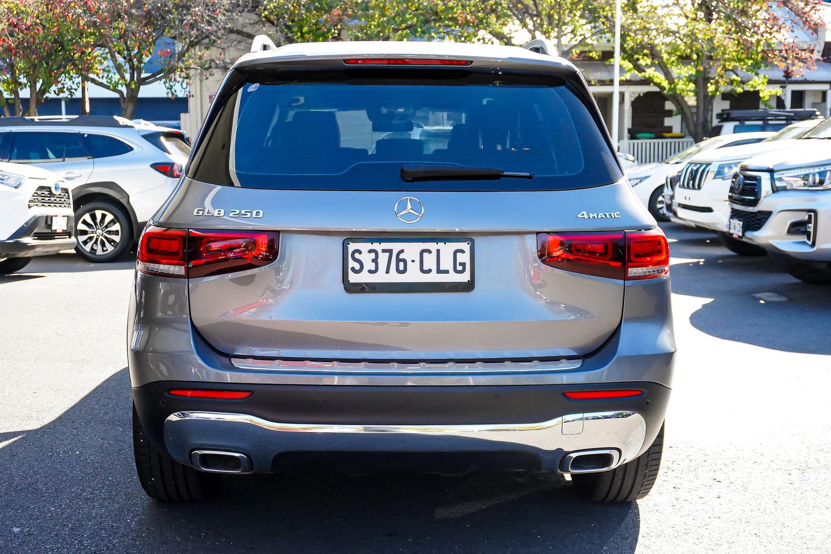 2021 Mercedes-Benz GLB-Class GLB250 in Grey