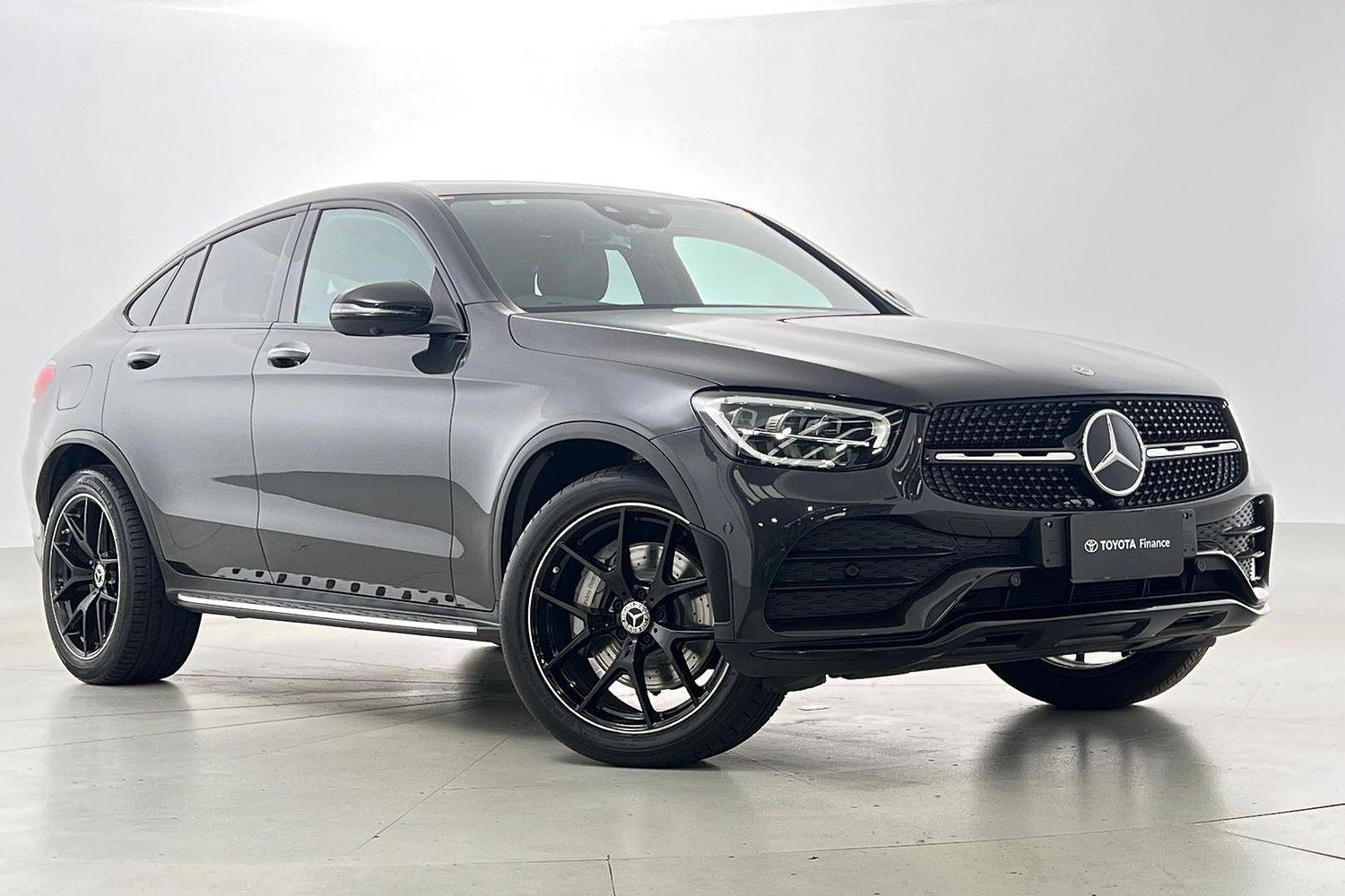 2022 Mercedes-Benz GLC-Class GLC300 in Grey
