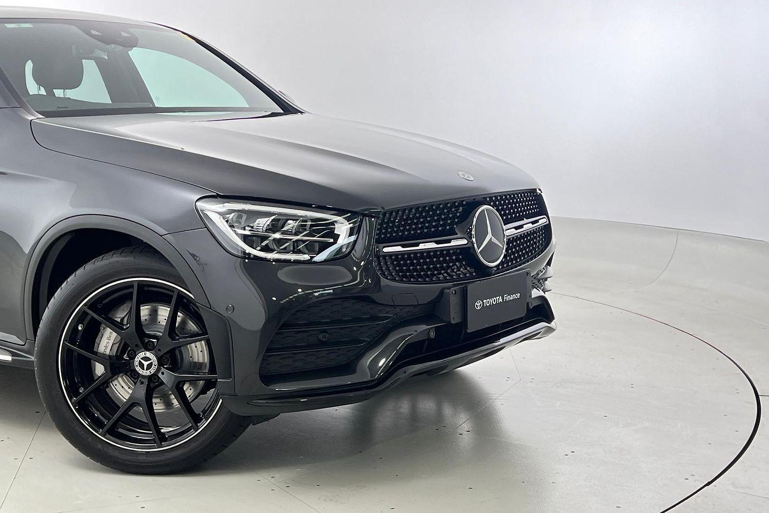 2022 Mercedes-Benz GLC-Class GLC300 in Grey