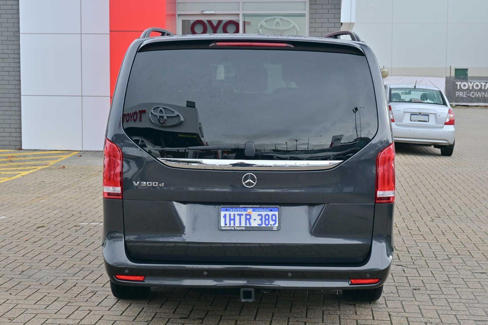 2022 Mercedes-Benz V-Class V300 d AMG Avantgarde in Grey