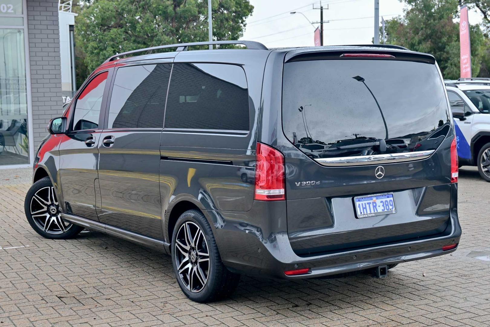 2022 Mercedes-Benz V-Class V300 d AMG Avantgarde in Grey