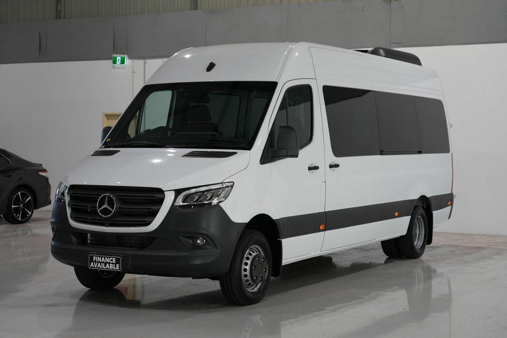 2024 Mercedes-Benz Sprinter 517CDI in White