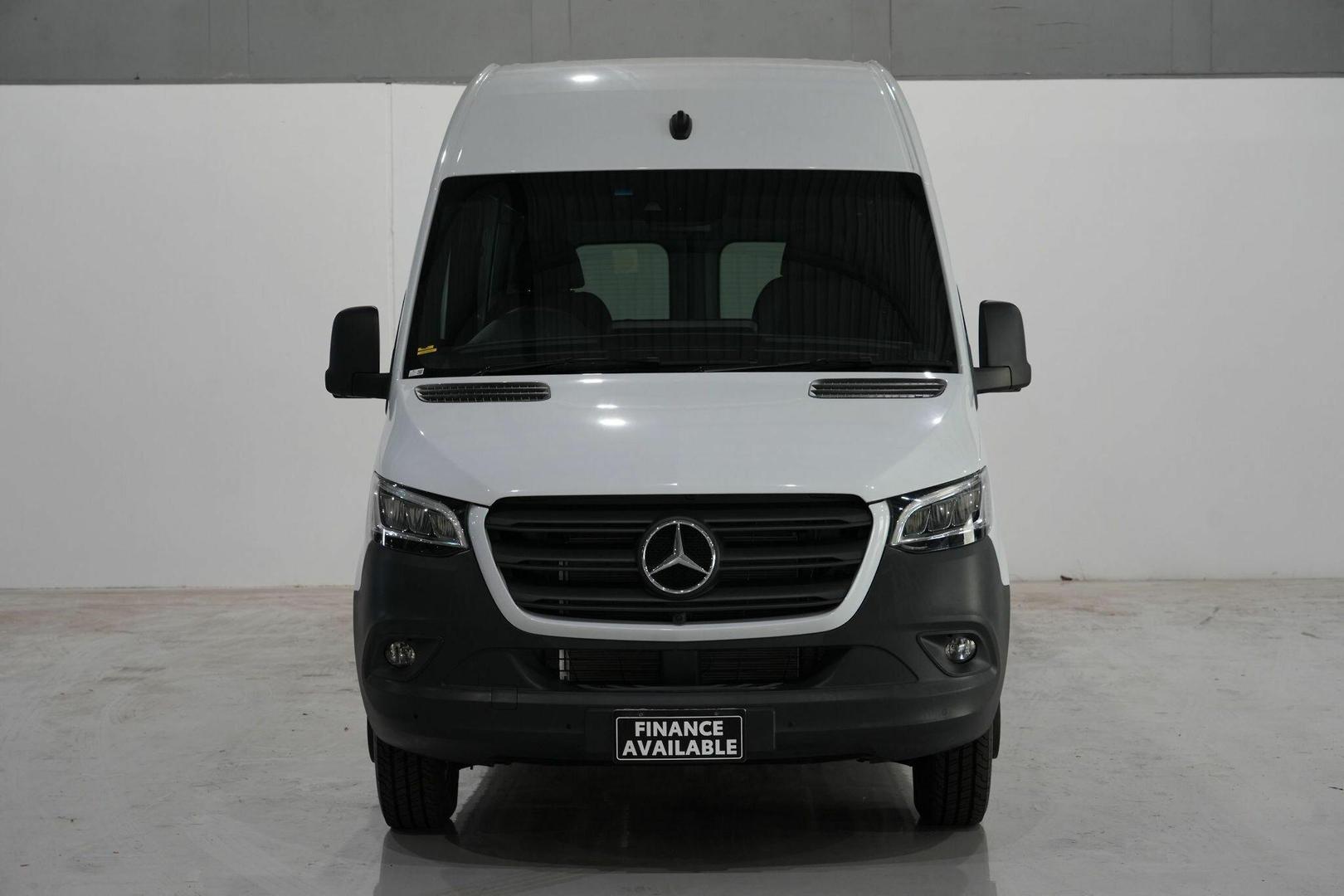 2024 Mercedes-Benz Sprinter 517CDI in White