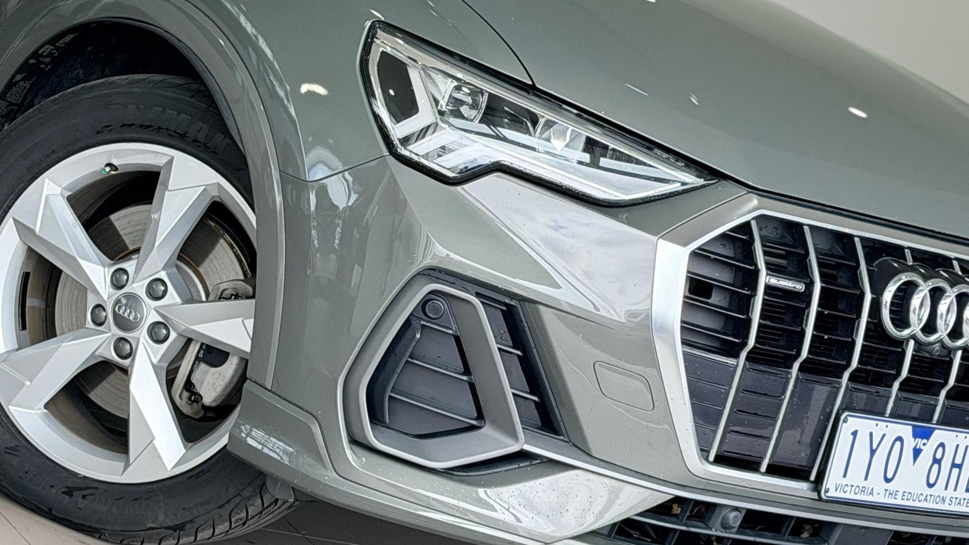 2023 Audi Q3 40 TFSI S line in Grey