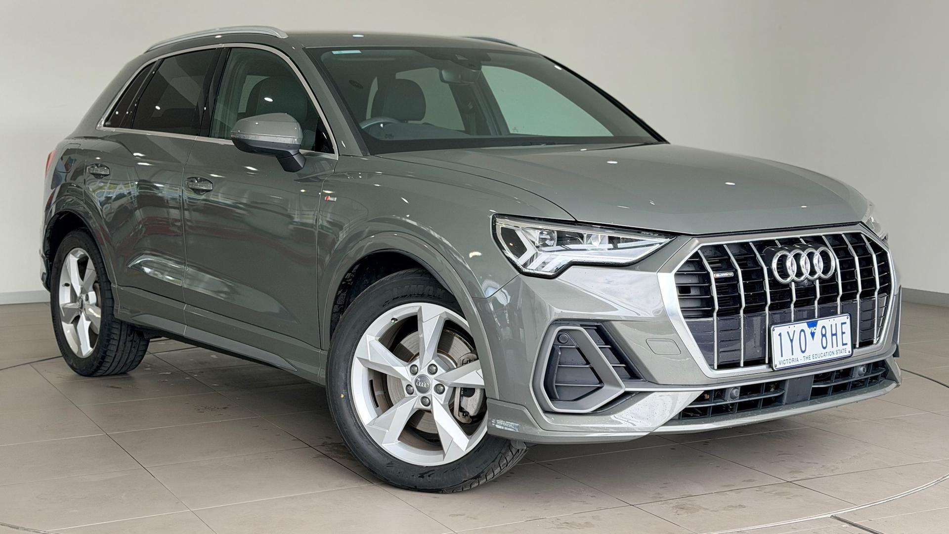 2023 Audi Q3 40 TFSI S line in Grey