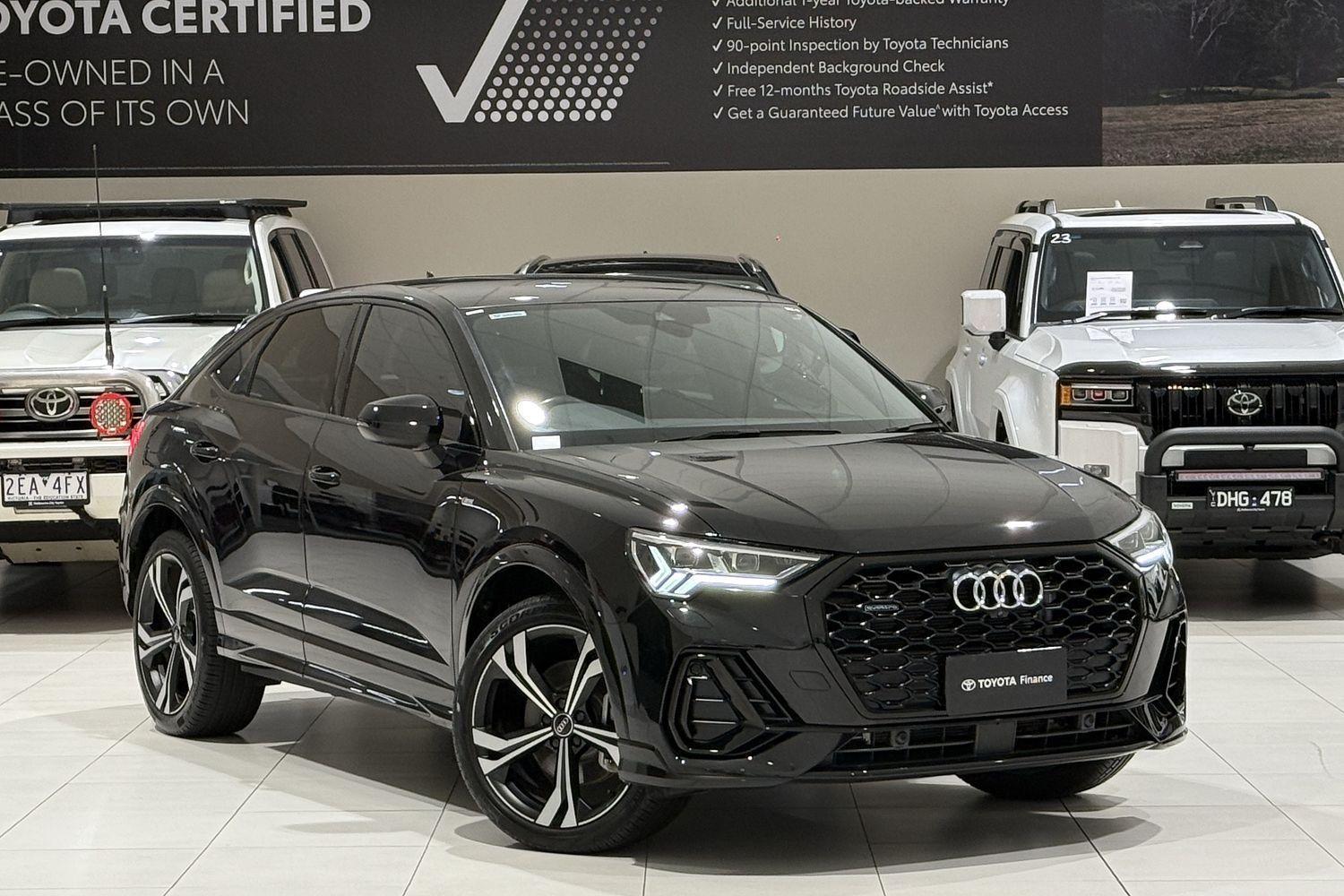 2023 Audi Q3 40 TFSI S line in Black