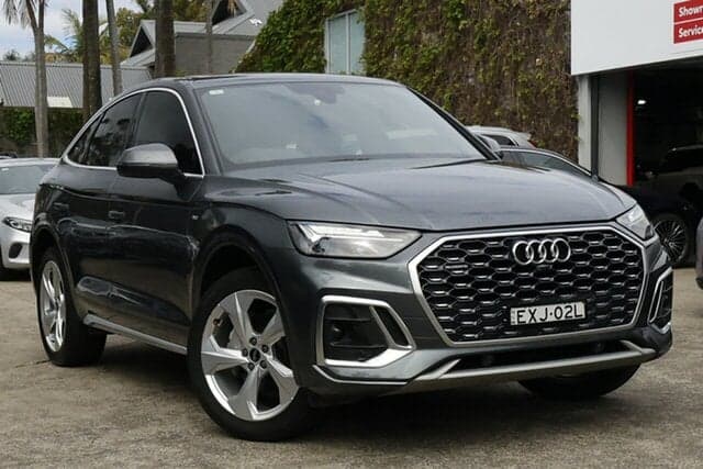 2022 Audi Q5 40 TDI S line in Daytona Gray Pearlescent