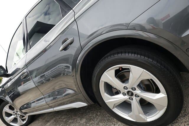 2022 Audi Q5 40 TDI S line in Daytona Gray Pearlescent