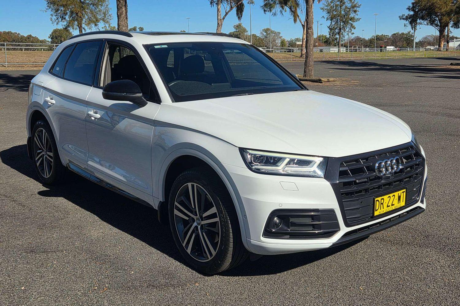 2019 Audi Q5 40 TDI sport in Glacier White