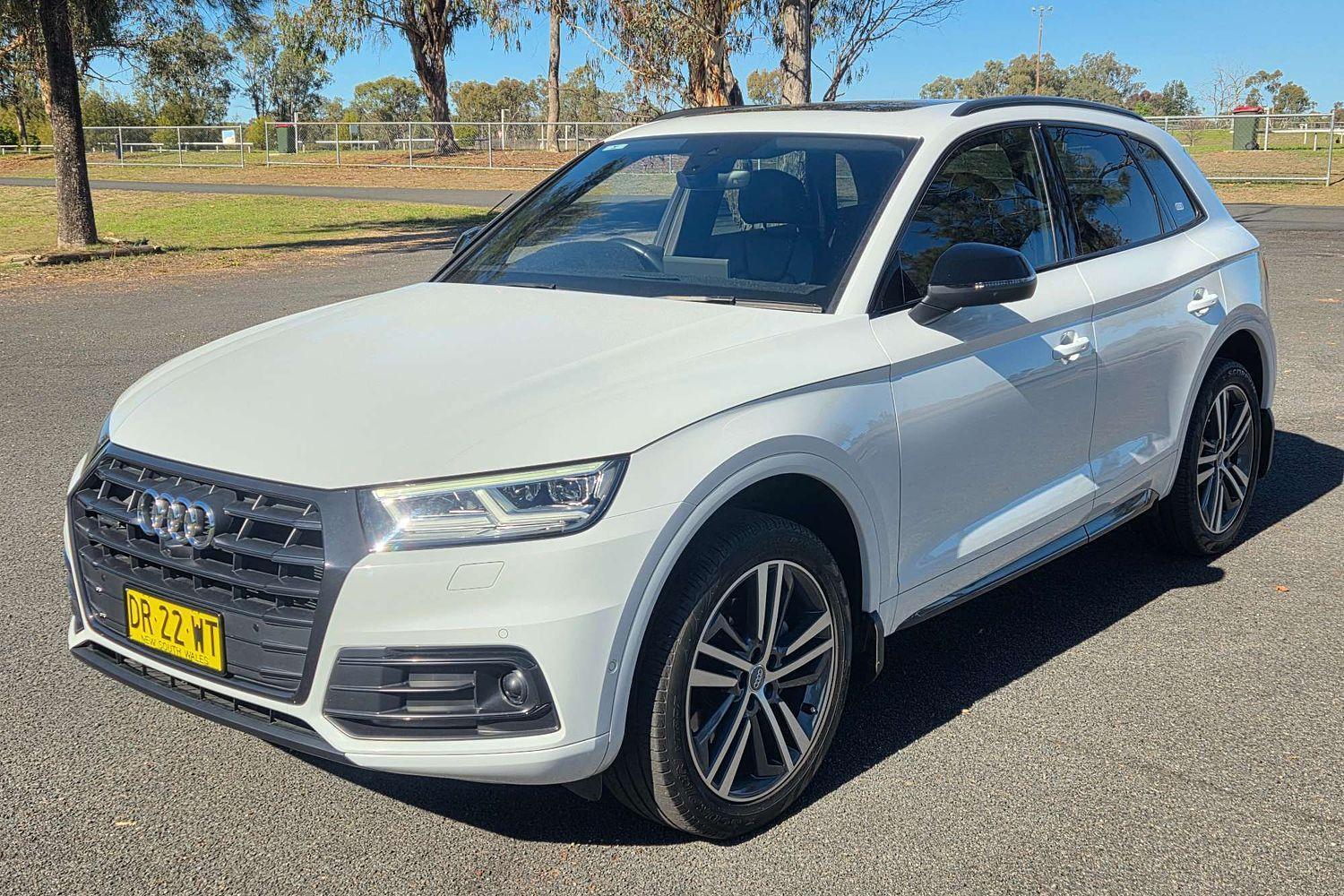 2019 Audi Q5 40 TDI sport in Glacier White