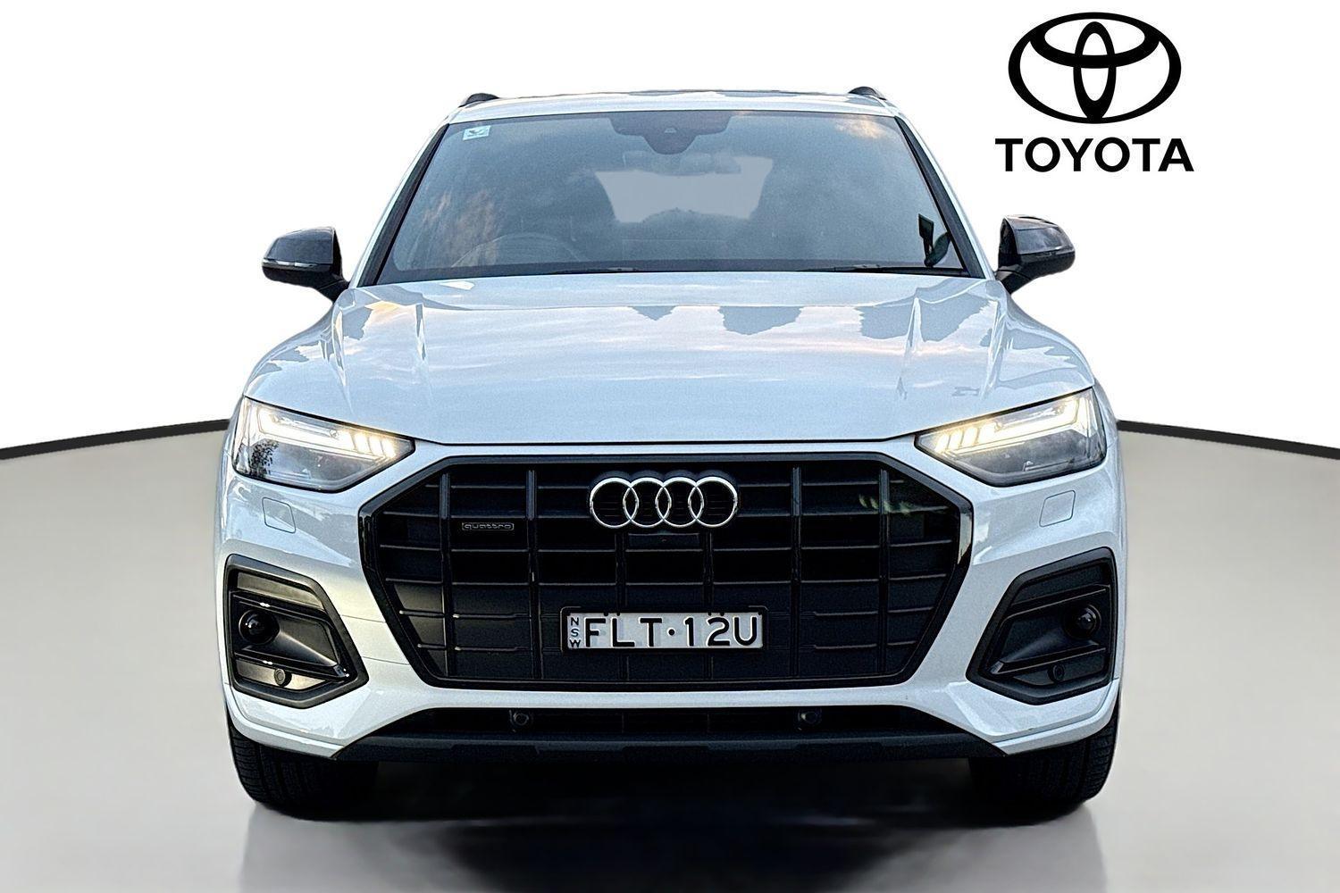 2024 Audi Q5 45 TFSI Sport in White