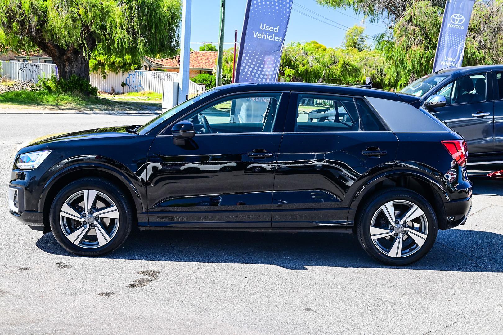 2019 Audi Q2 40 TFSI sport in Black