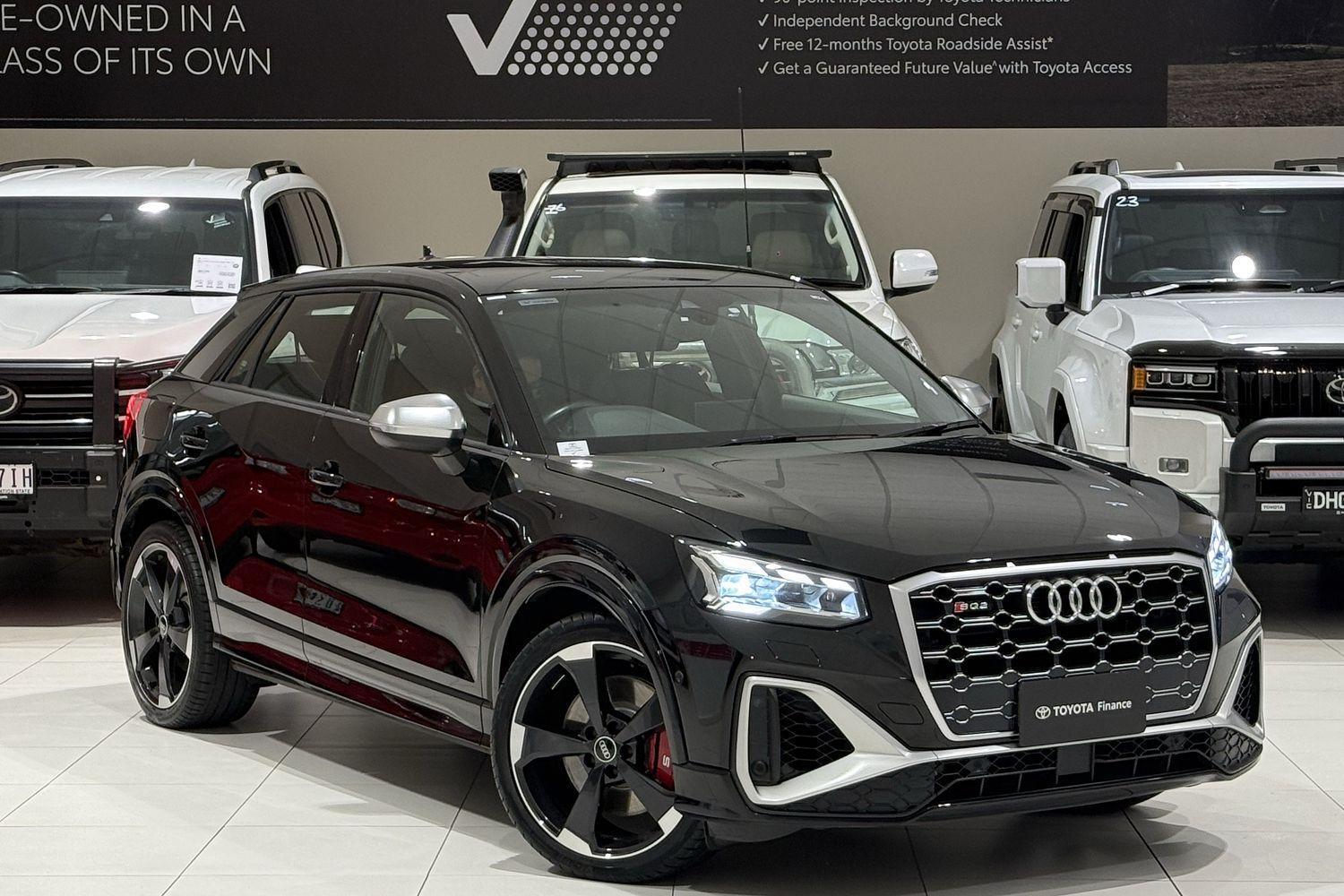 2021 Audi SQ2 Base in Black