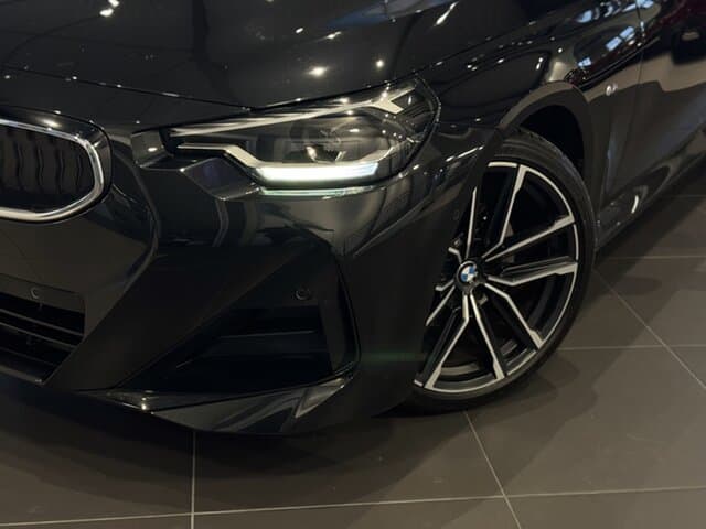 2021 BMW 2 Series 220i M Sport in Black