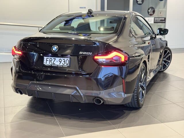 2021 BMW 2 Series 220i M Sport in Black
