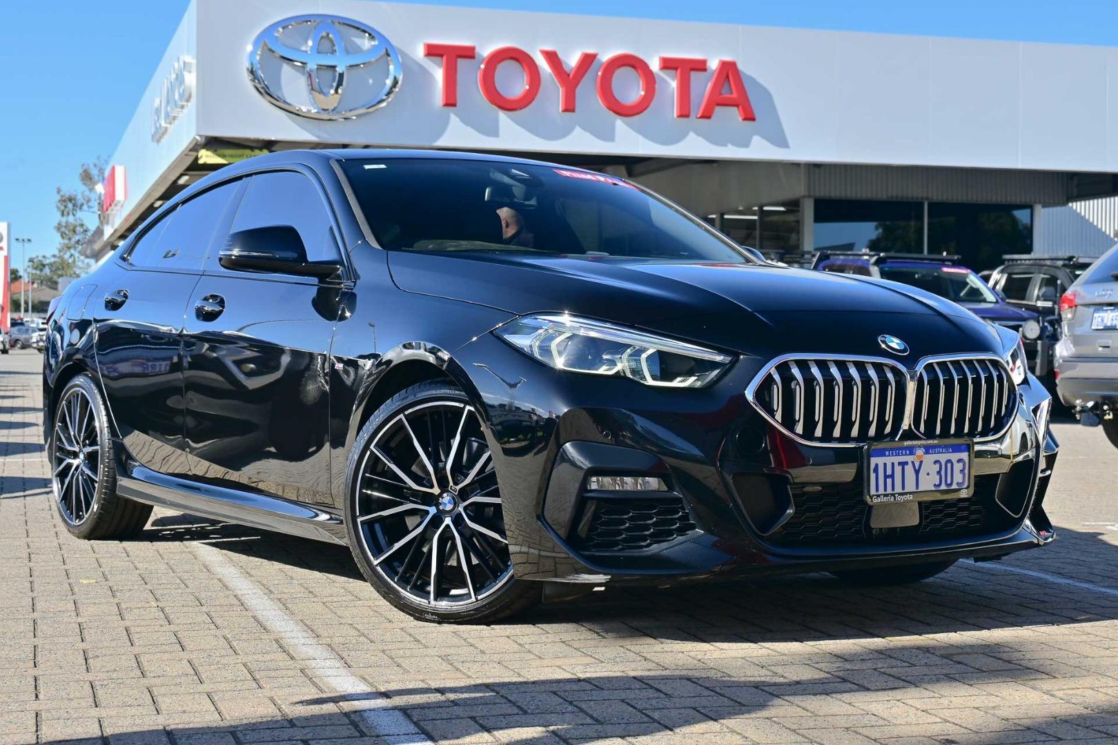 2022 BMW 2 Series 220i M Sport in Black