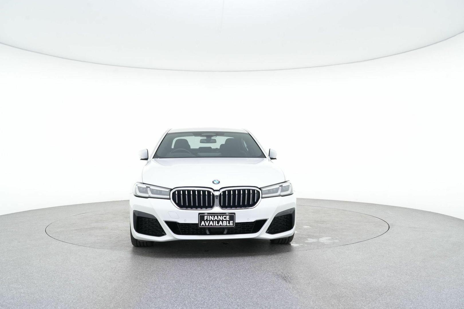 2023 BMW 5 Series 530d M Sport in White