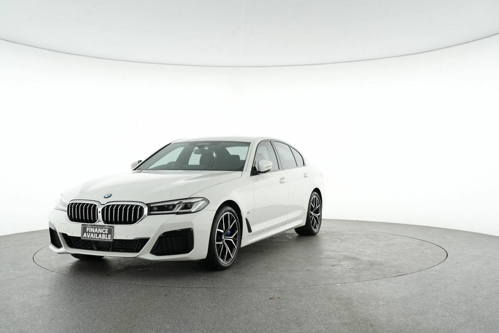2023 BMW 5 Series 530d M Sport in White