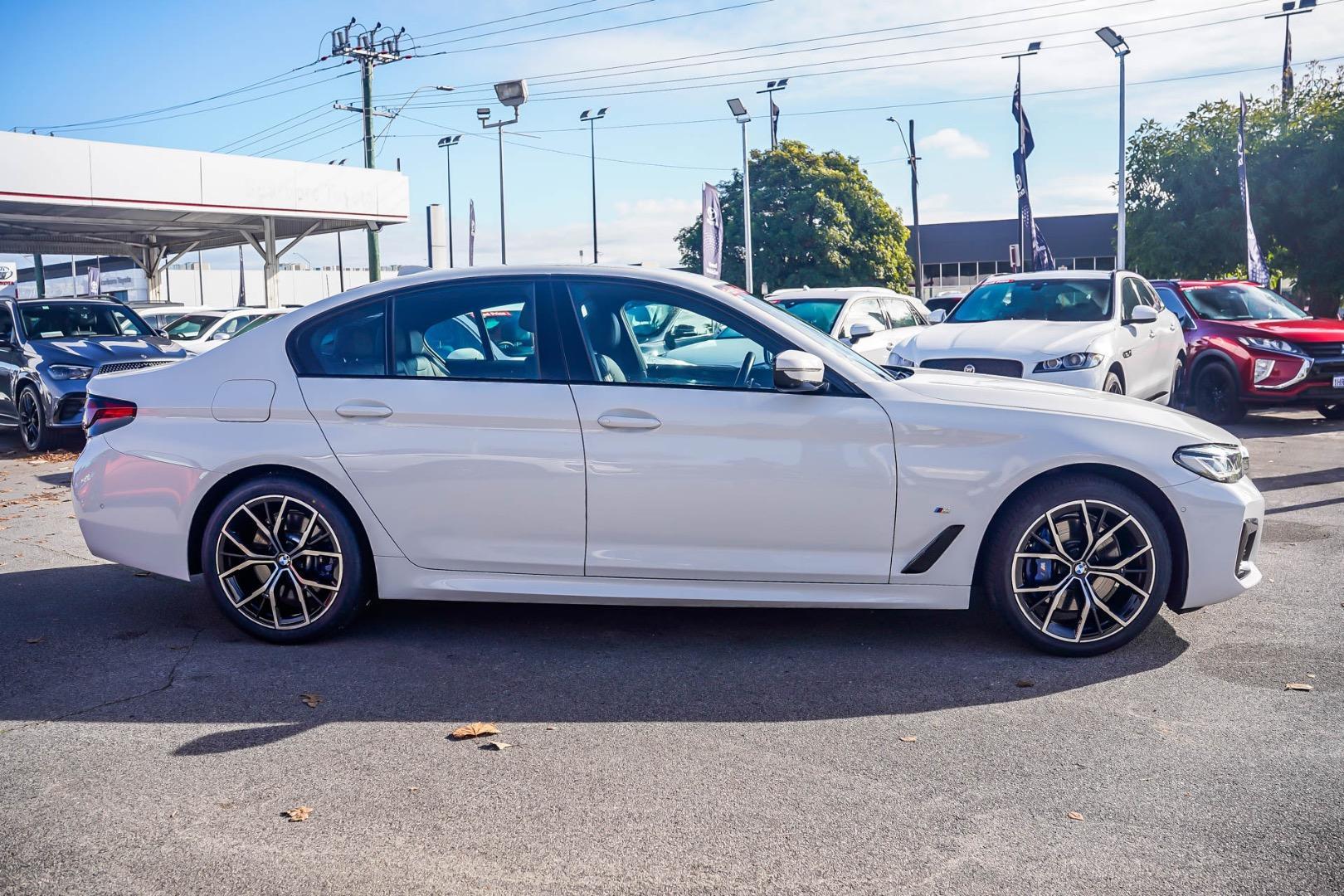 2023 BMW 5 Series 530d M Sport in White